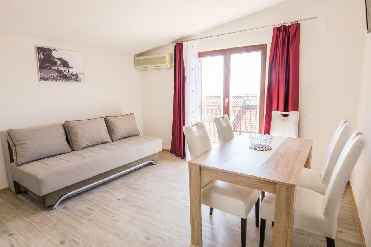 Apartments Family Roso Promajna Exterior foto